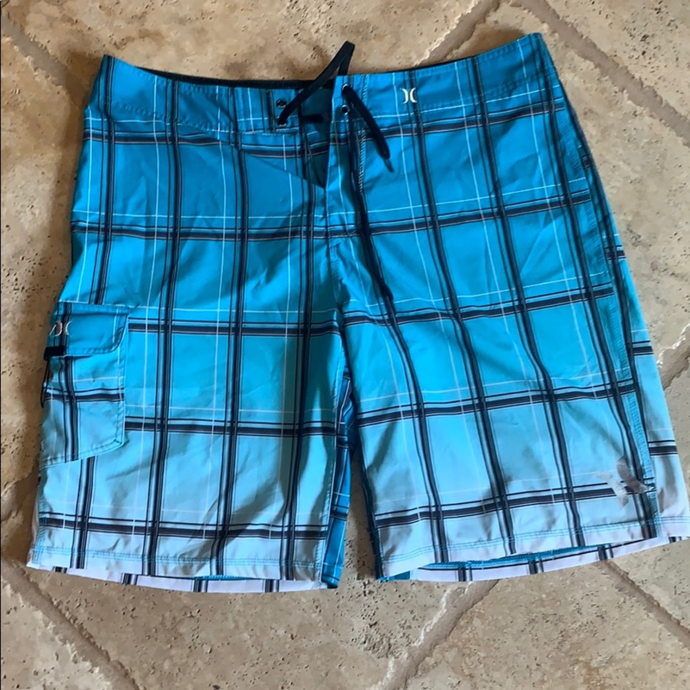 Men’s board shorts